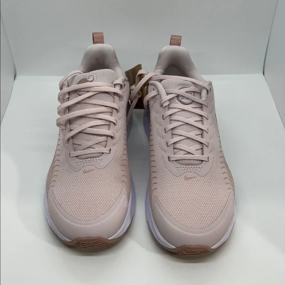 Women’s Nike Air Max Nuaxis Size 7. Barely Rose/Particle Pink Color. Brand New!